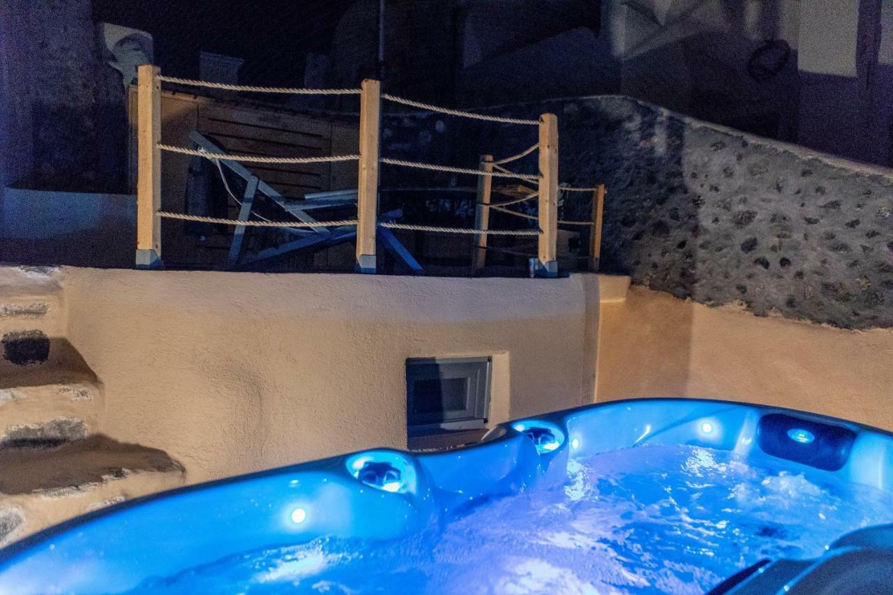 Nalas Suites Emporio  Eksteriør billede