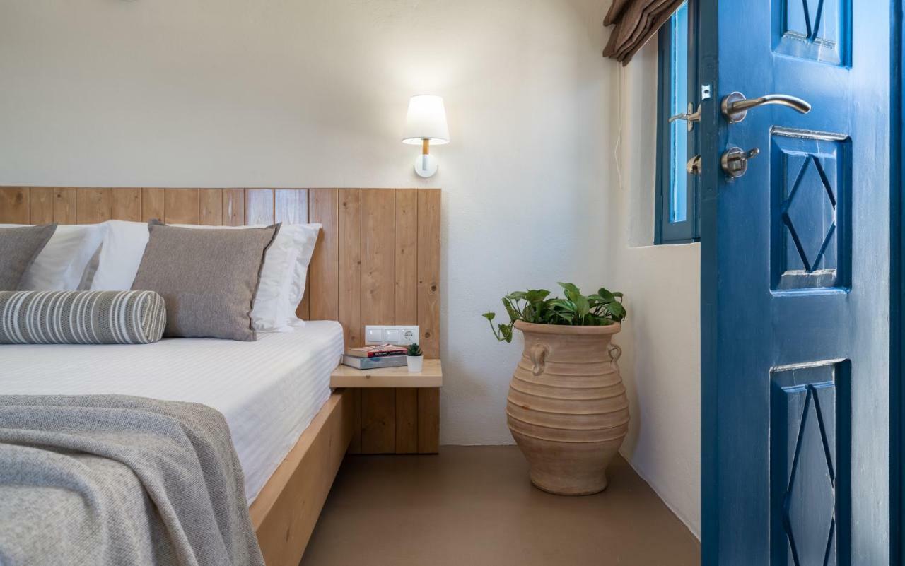 Nalas Suites Emporio  Eksteriør billede