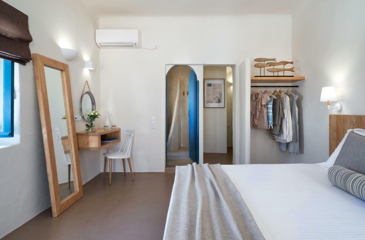 Nalas Suites Emporio  Eksteriør billede